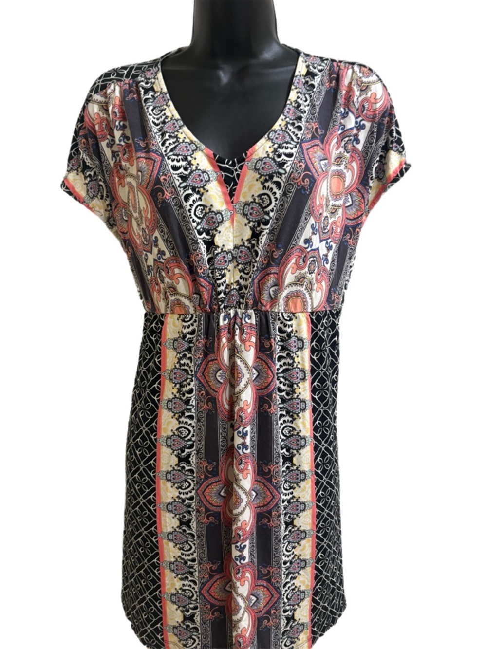 ❤️Soma V-Neck Paisley Print Dress in Black, Coral & Cream❤️Like New